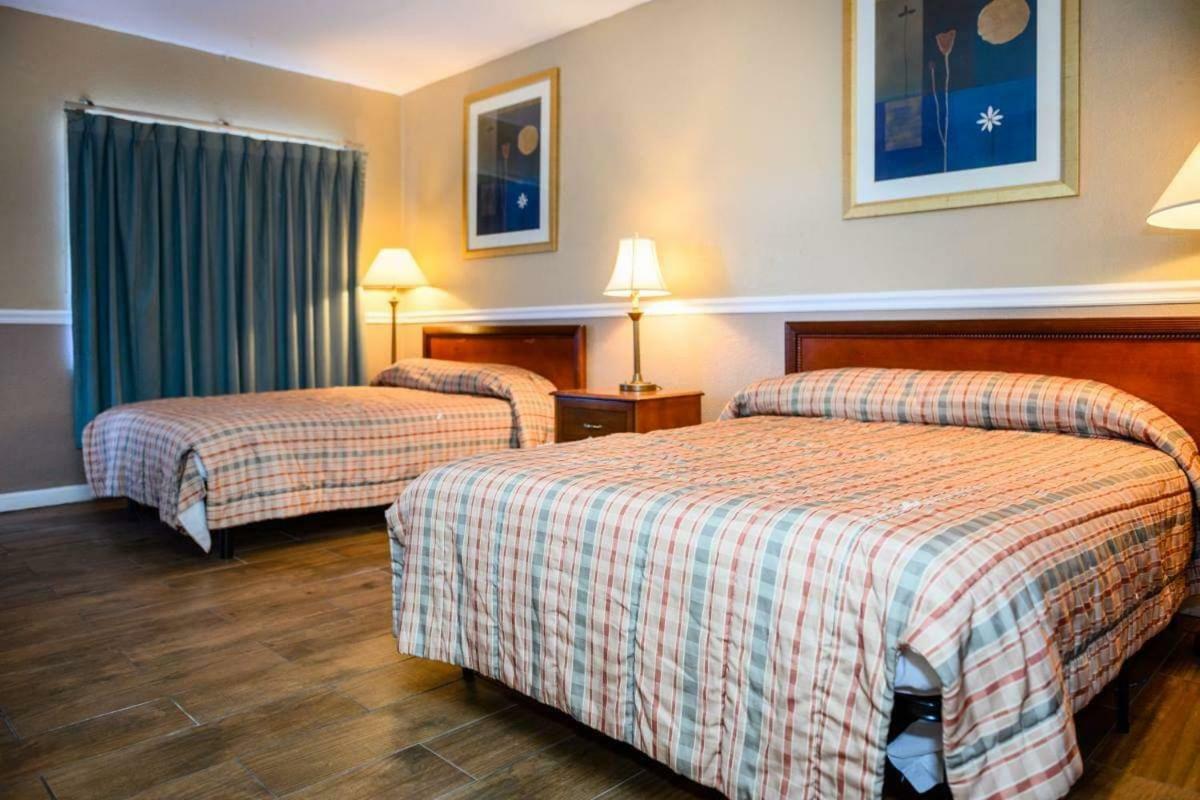 Executive Economy Lodge Pompano Beach Esterno foto